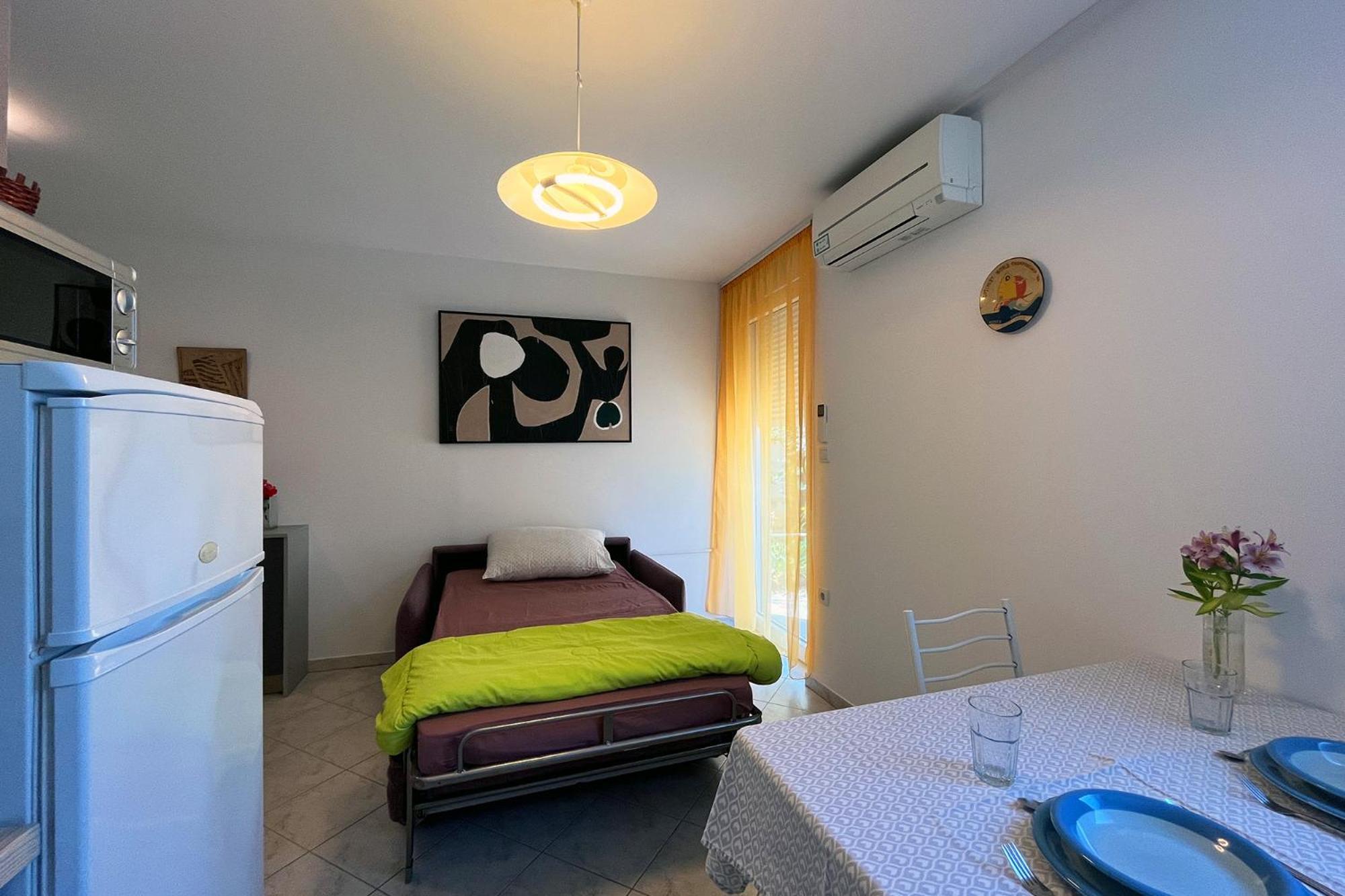 For Families And Couples In Pula, Stinjan Apartament *