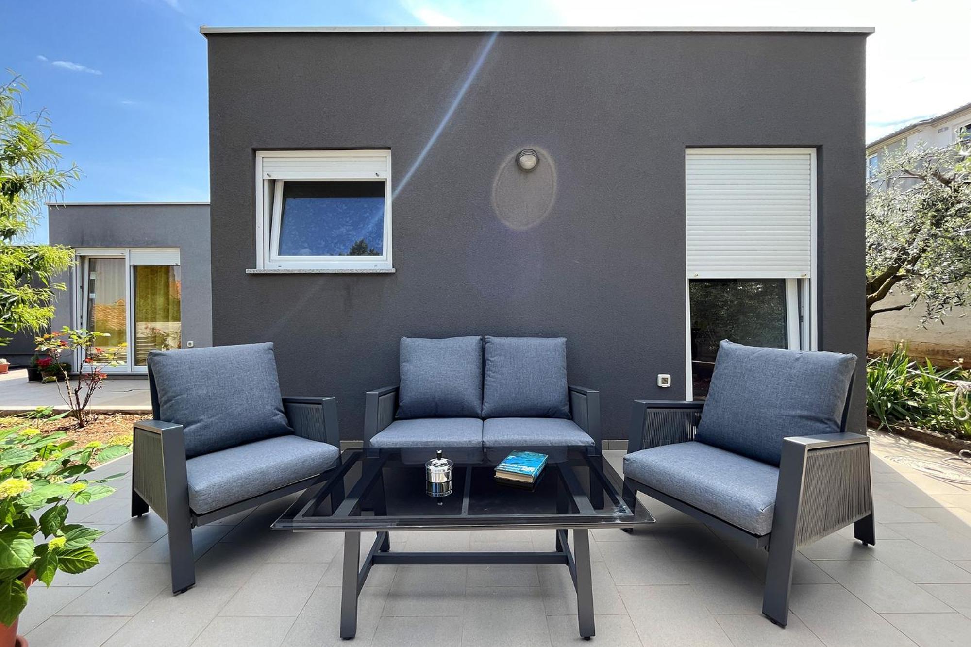 For Families And Couples In Pula, Stinjan Apartament *